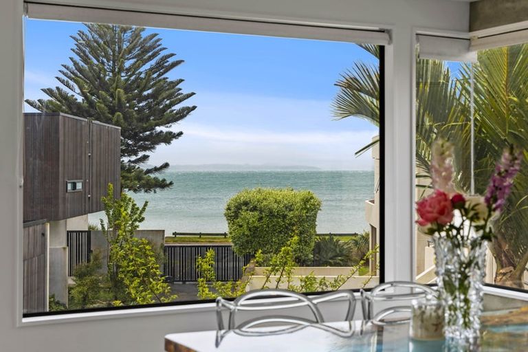 Photo of property in 2/4 Rogers Avenue, Eastern Beach, Auckland, 2012