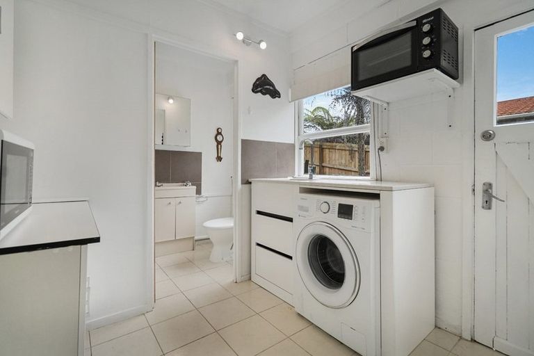 Photo of property in 34 Danbury Drive, Torbay, Auckland, 0630