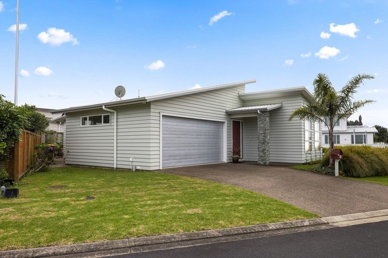 Photo of property in 12 Piper Lane, Snells Beach, 0920