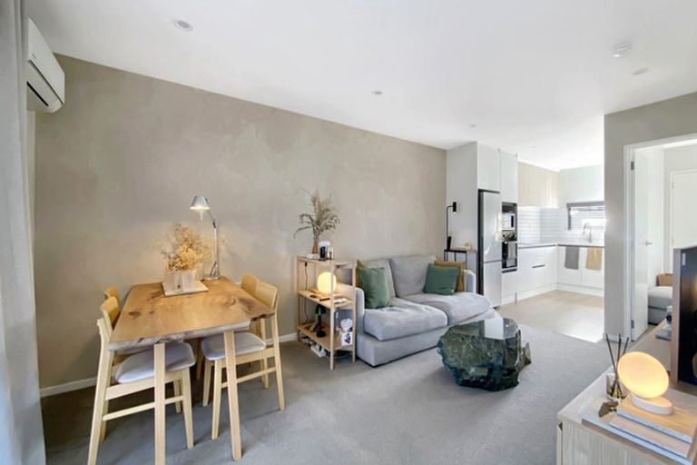 Photo of property in 3 Huri Street, Mangere Bridge, Auckland, 2022