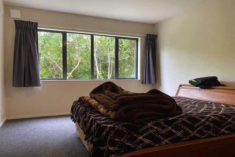 Photo of property in 4 Leadley Lane, Tawa, Wellington, 5028