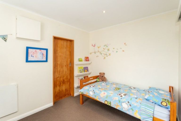 Photo of property in 71 Te Pene Avenue, Titahi Bay, Porirua, 5022