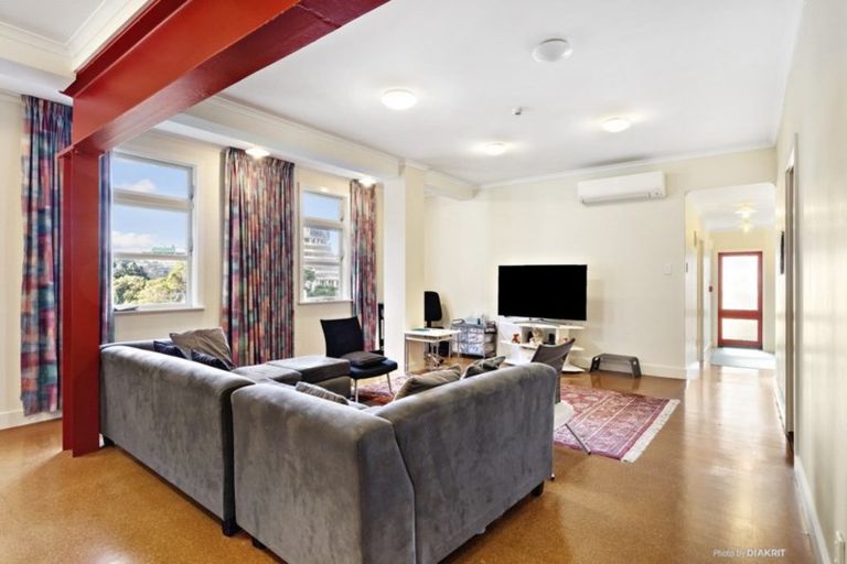 Photo of property in 81 Hill Street, Thorndon, Wellington, 6011