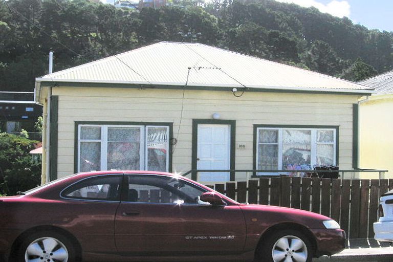 Photo of property in 166 Hanson Street, Newtown, Wellington, 6021