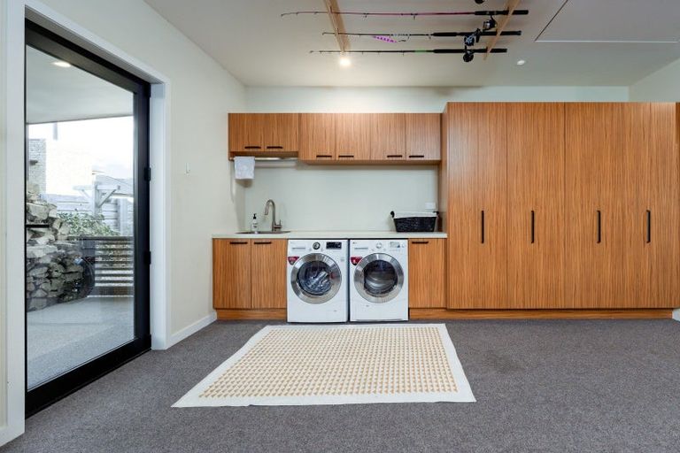 Photo of property in 5 Bull Ridge, Wanaka, 9305