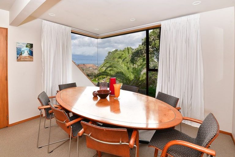 Photo of property in 8 View Road, Campbells Bay, Auckland, 0630