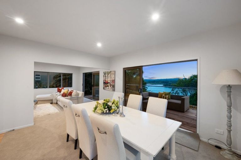 Photo of property in 41 Pohutukawa Avenue, Shelly Park, Auckland, 2014