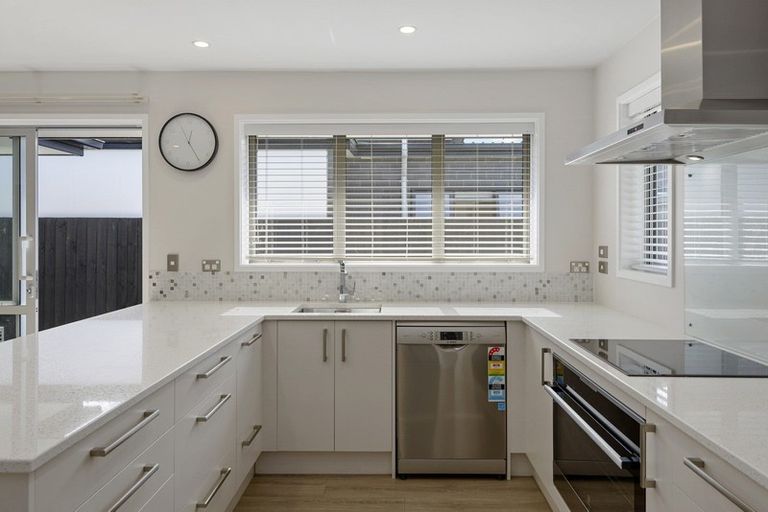 Photo of property in 20 Robert Duncan Road, Belfast, Christchurch, 8051