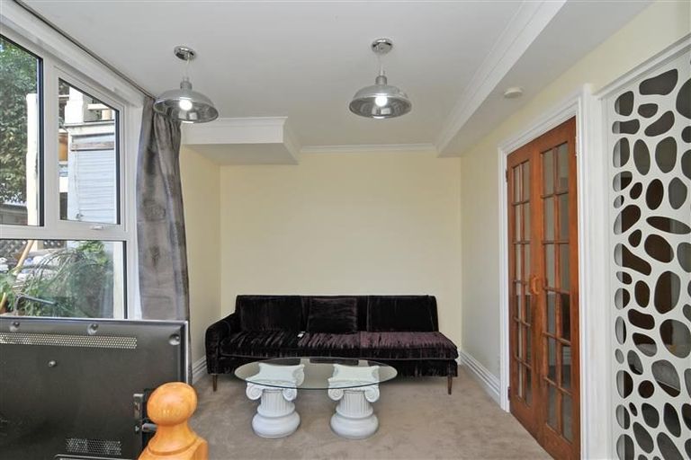 Photo of property in 30 Colombo Street, Newtown, Wellington, 6021