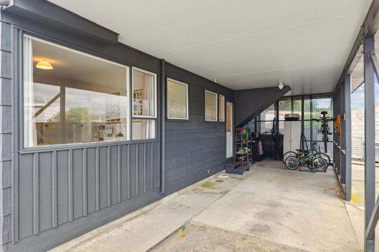 Photo of property in 14 Cypress Grove, Paraparaumu, 5032