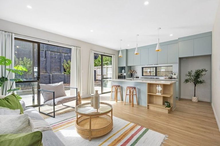 Photo of property in 15 Mita Road, Silverdale, 0932