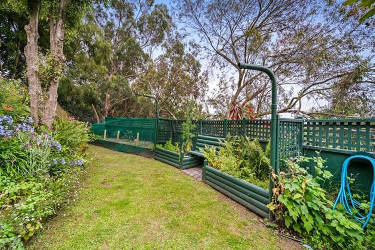 Photo of property in 16 Slade Street, Oamaru North, Oamaru, 9400