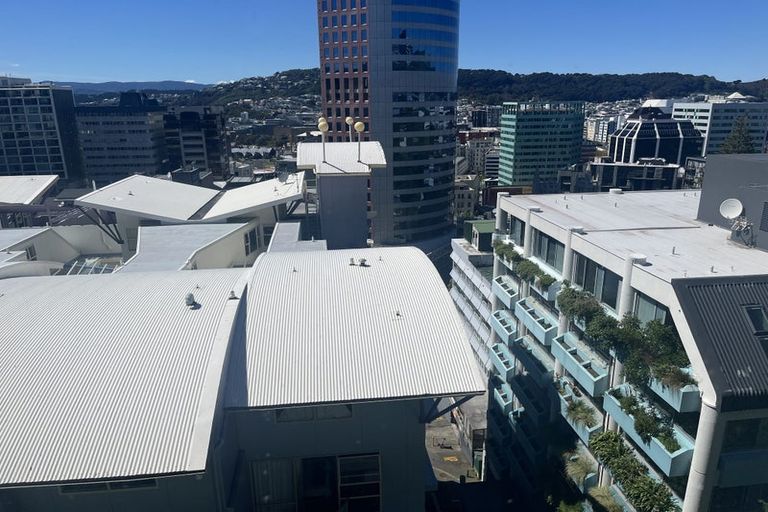 Photo of property in Churchill Flats, 213 The Terrace, Wellington Central, Wellington, 6011
