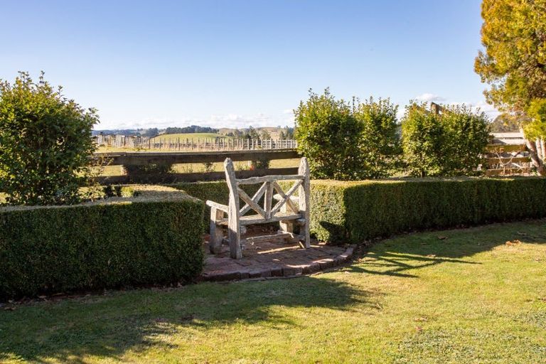 Photo of property in 34 Ruahine Street, Dannevirke, 4930