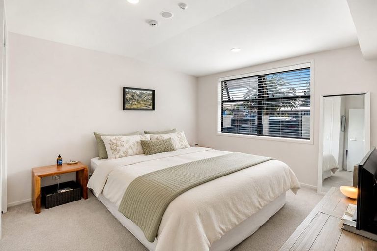 Photo of property in 2/388 Hibiscus Coast Highway, Orewa, 0931