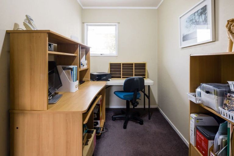 Photo of property in 12 Wilfred Street, St Andrews, Hamilton, 3200