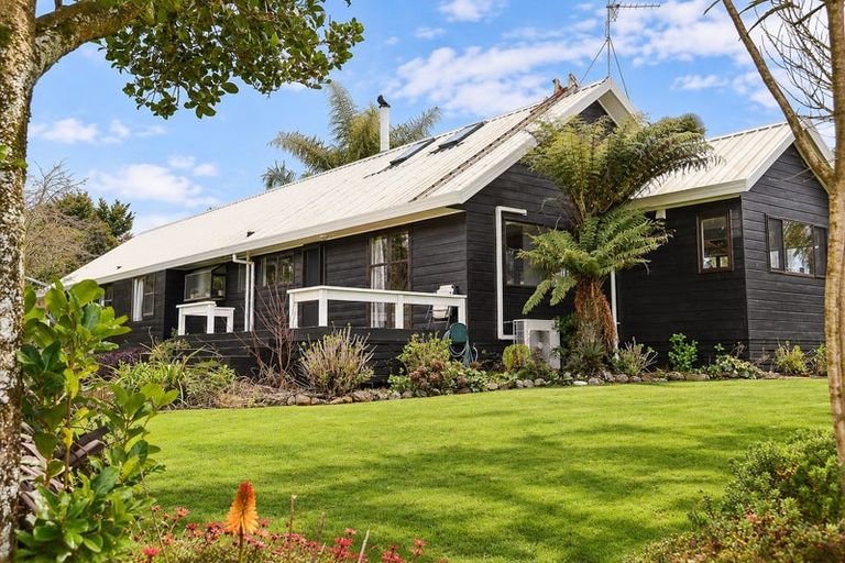 Photo of property in 28 Laxon Road, Whatawhata, Hamilton, 3288