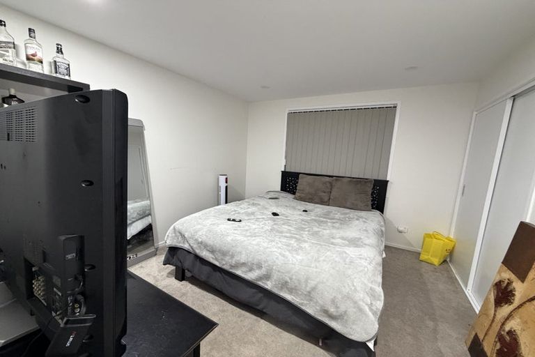 Photo of property in 11c Rountree Place, Conifer Grove, Takanini, 2112