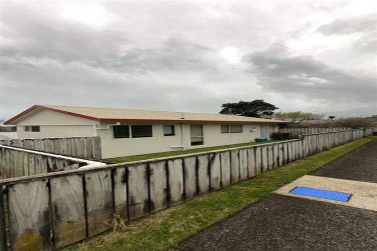 Photo of property in 170 Frankley Road, Frankleigh Park, New Plymouth, 4310