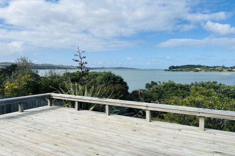 Photo of property in 12 Moana Road, Tinopai, Matakohe, 0593