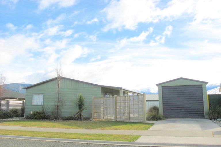 Photo of property in 4 Lawson Burrows Crescent, Te Anau, 9600