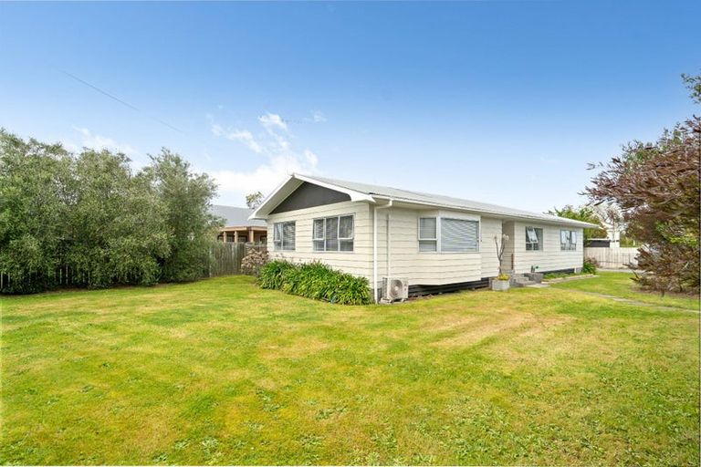 Photo of property in 12-14 Cork Street, Martinborough, 5711
