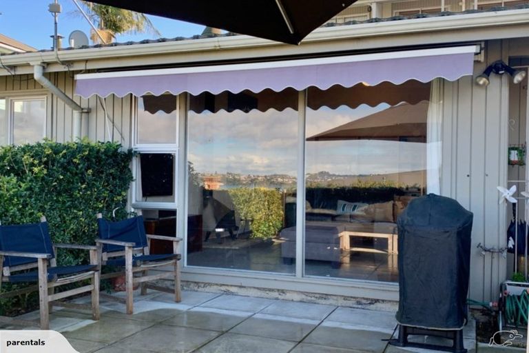 Photo of property in 10/66 Victoria Road, Devonport, Auckland, 0624