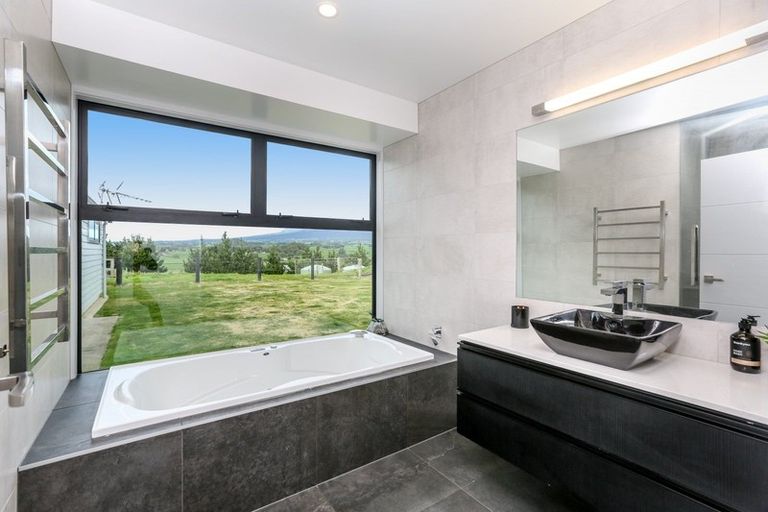 Photo of property in 588 Barrett Road, Hurworth, New Plymouth, 4371