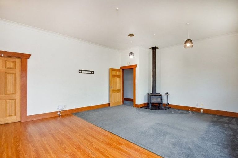 Photo of property in 20 Holdaway Street, Riversdale, Blenheim, 7201