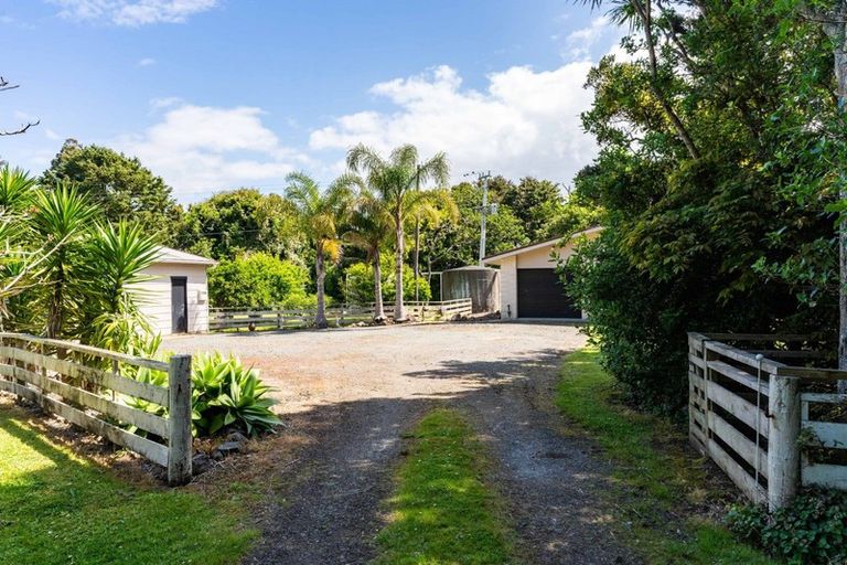 Photo of property in 1509 Tinopai Road, Tinopai, Matakohe, 0593