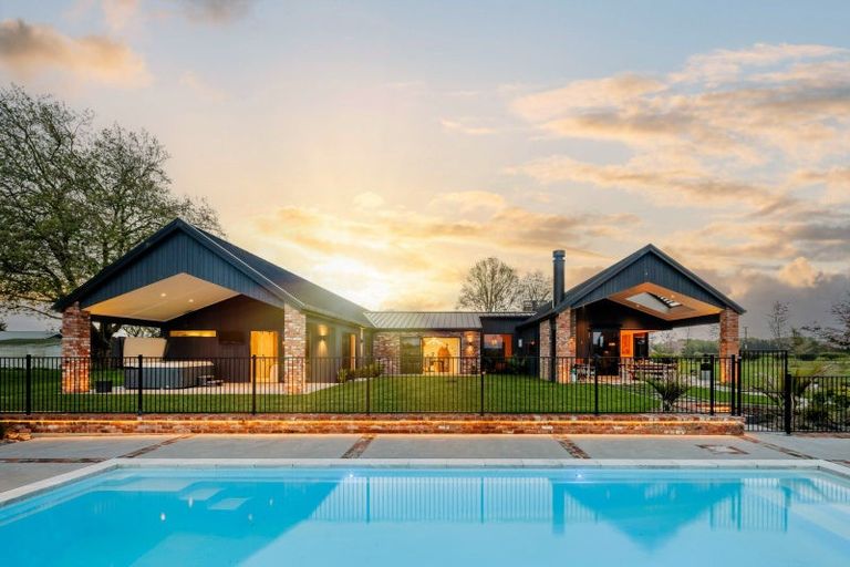 Photo of property in 108 Osborne Road, Horsham Downs, Hamilton, 3281