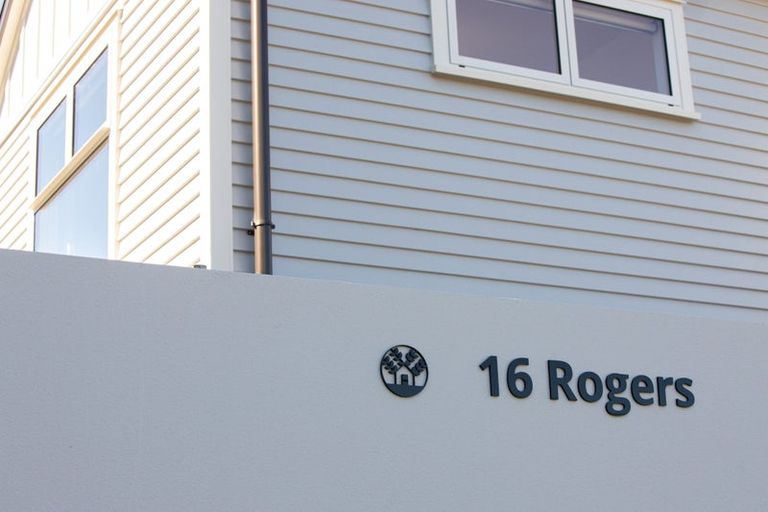 Photo of property in 16 Rogers Street, Sydenham, Christchurch, 8023