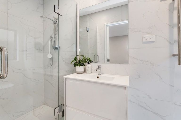 Photo of property in 7 Manawanui Way, Orewa, 0931