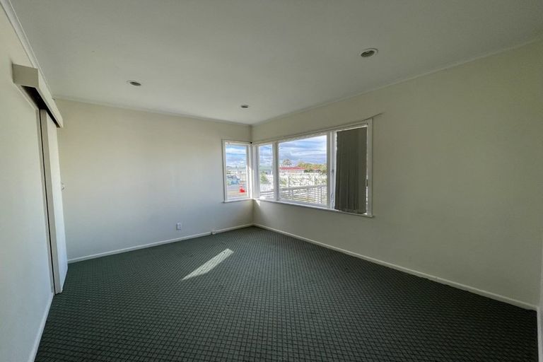 Photo of property in 132 Russell Road, Manurewa, Auckland, 2102