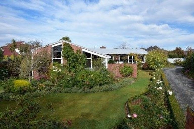 Photo of property in 187 Sawyers Arms Road, Bishopdale, Christchurch, 8053