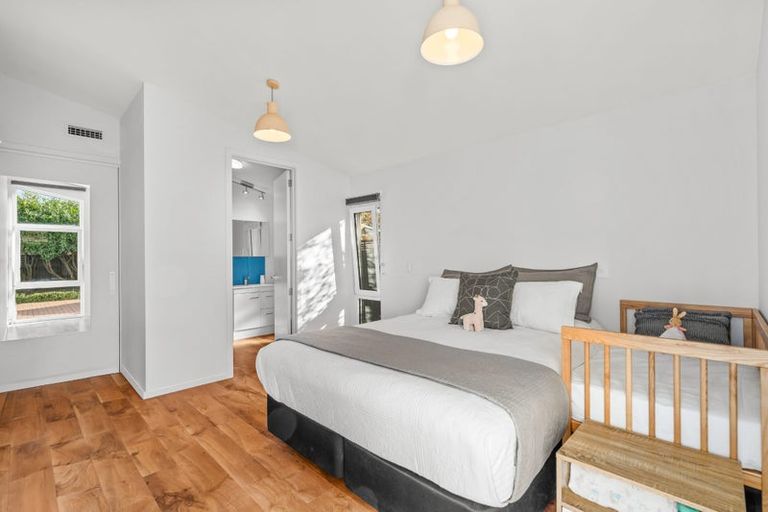 Photo of property in 24 Fovant Street, Russley, Christchurch, 8042