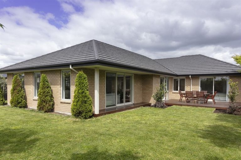 Photo of property in 5 Whitnall Street, Halswell, Christchurch, 8025