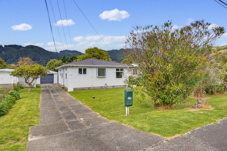 Photo of property in 154 Tilley Road, Paekakariki, 5034