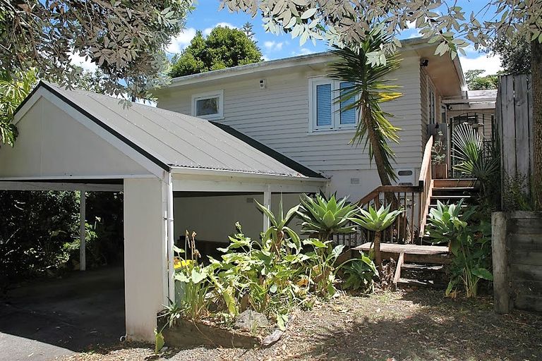 Photo of property in 5 Springtime Crescent, Stanmore Bay, Whangaparaoa, 0932