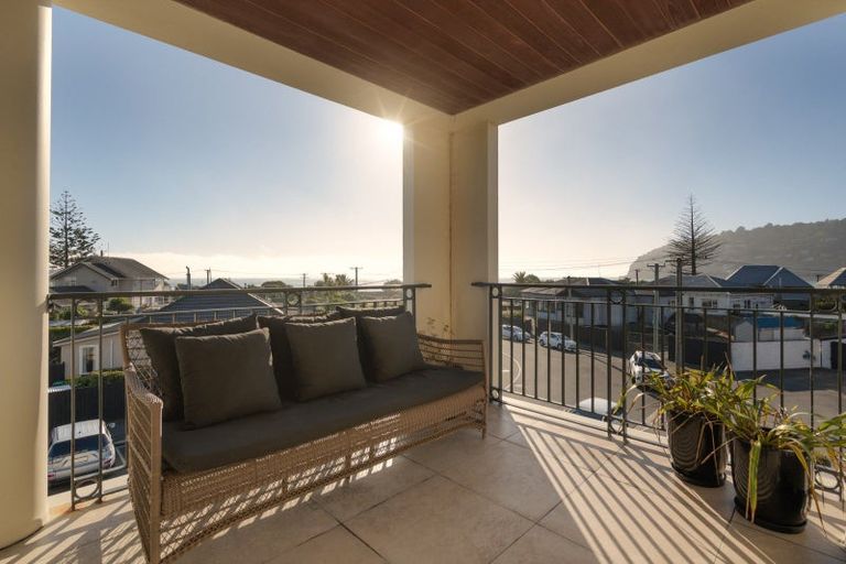 Photo of property in Admiralty Courts, 1/42 Marriner Street, Sumner, Christchurch, 8081