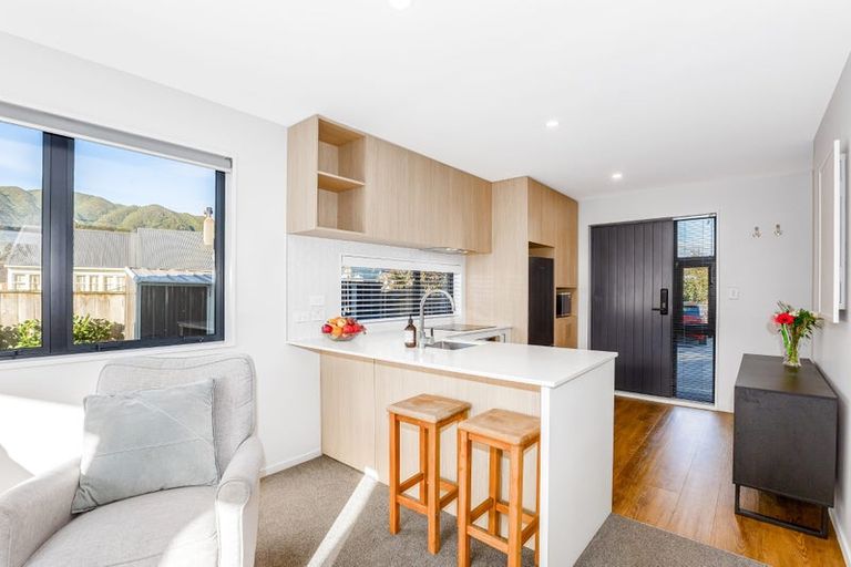 Photo of property in 5/6 Bertram Grove, Naenae, Lower Hutt, 5011