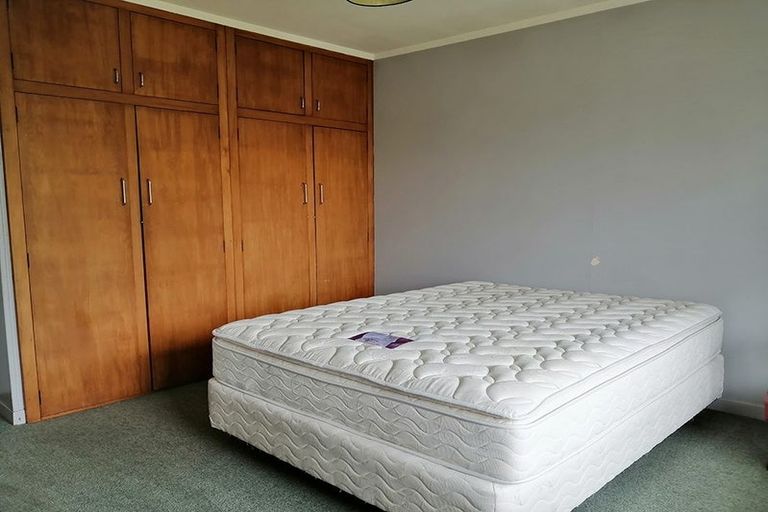 Photo of property in 3/94 Charles Street, Waltham, Christchurch, 8011