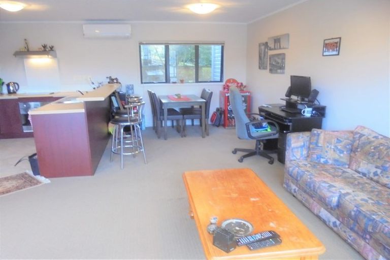 Photo of property in 31/8 Flynn Street, Birkdale, Auckland, 0626
