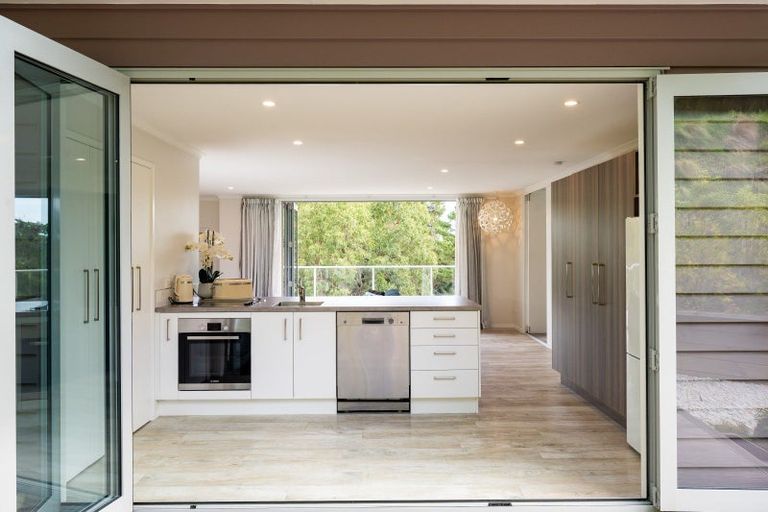 Photo of property in 51 Margaret Avenue, Havelock North, 4130