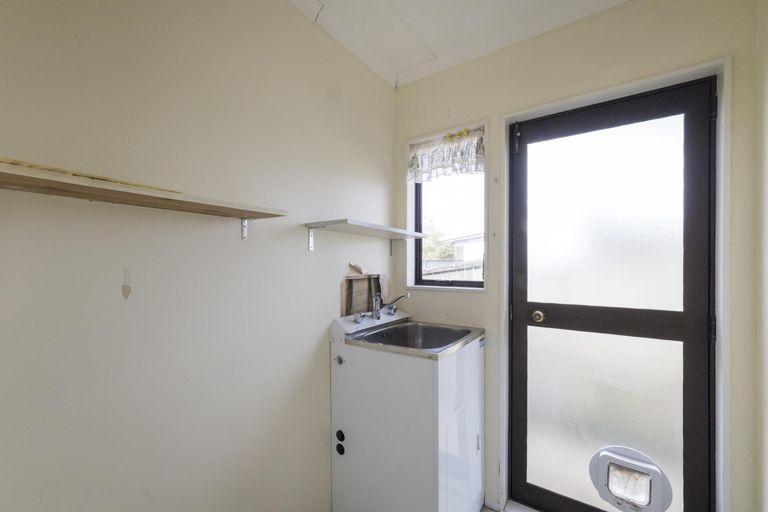 Photo of property in 62 Newton Place, Westbrook, Palmerston North, 4412