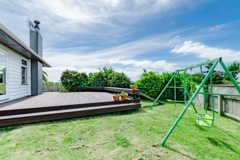 Photo of property in 72 Raumati Road, Raumati Beach, Paraparaumu, 5032