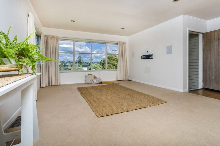 Photo of property in 2/13 Manuka Road, Bayview, Auckland, 0629