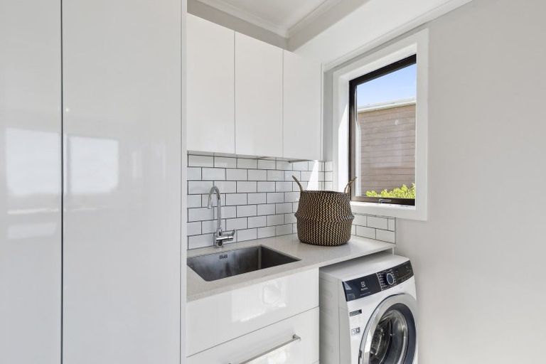 Photo of property in 11 Hindipur Terrace, Broadmeadows, Wellington, 6035