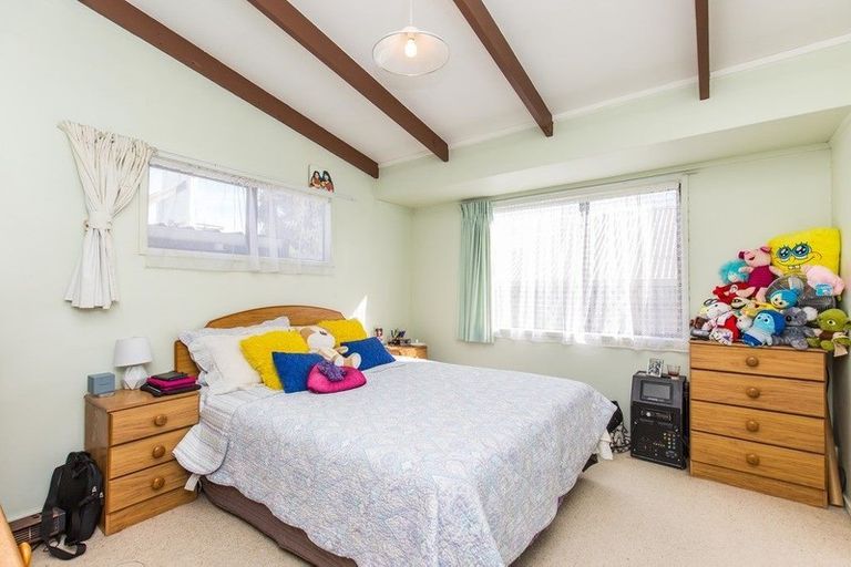 Photo of property in 3 Robertson Road, Ranui, Auckland, 0612