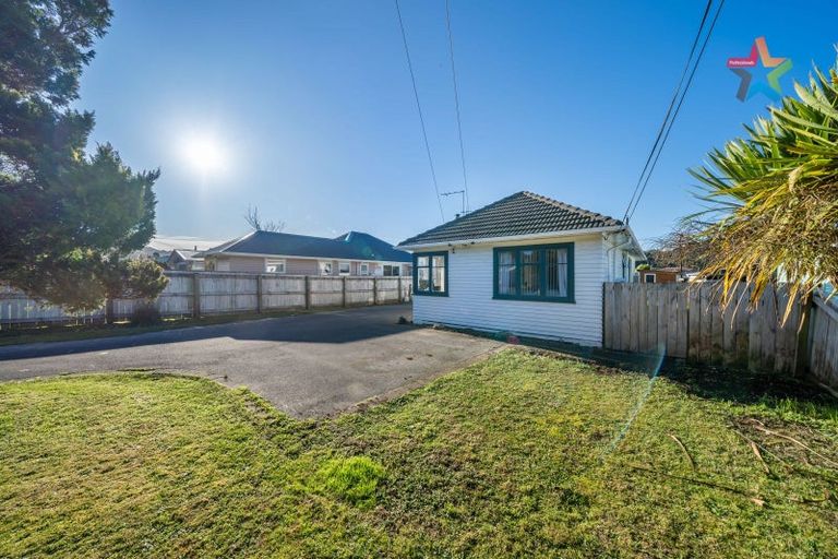 Photo of property in 28 Totara Street, Wainuiomata, Lower Hutt, 5014